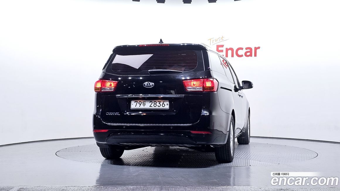 Kia Canival 2016