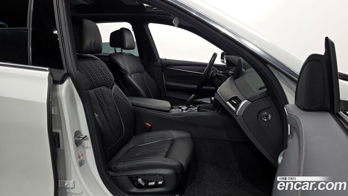 BMW Gran Turismo 2022