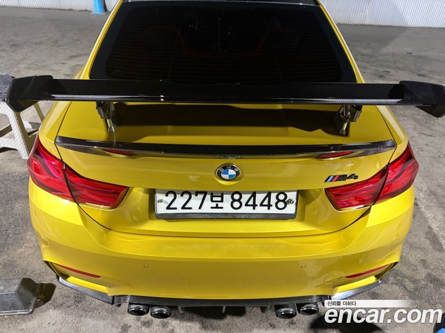 BMW M4 2015