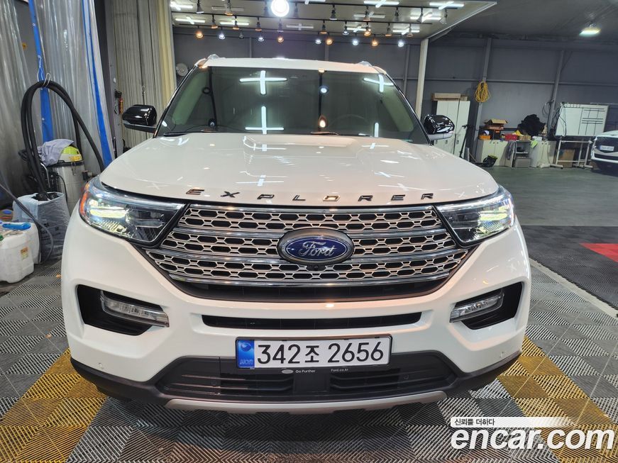 Ford Explorer 2024