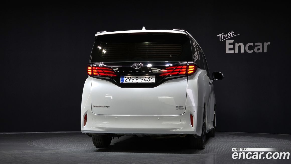 Toyota Alphard 2024