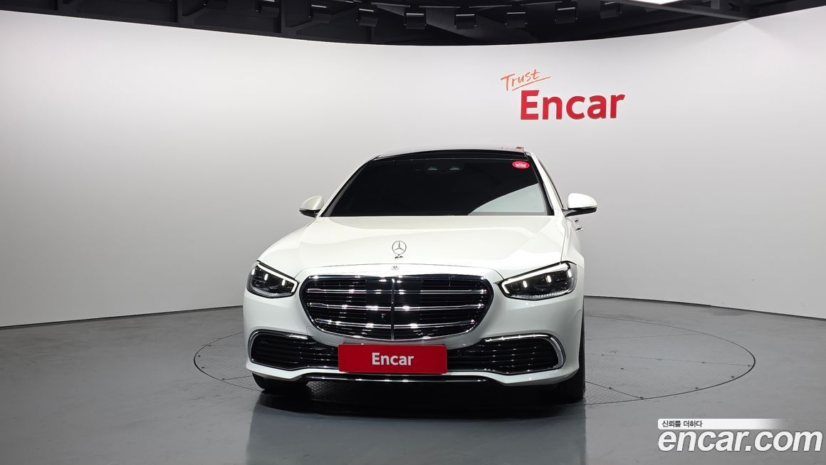 Mercedes-Benz S-Class 2022