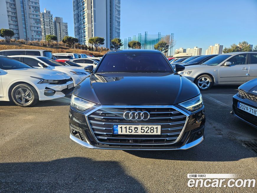Audi A8 2021