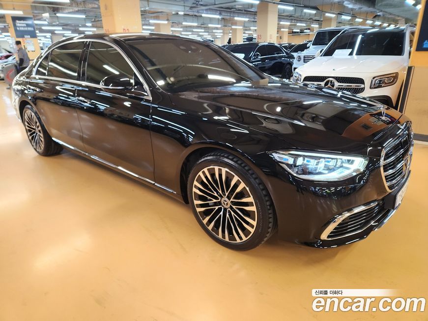 Mercedes-Benz S-Class 2022