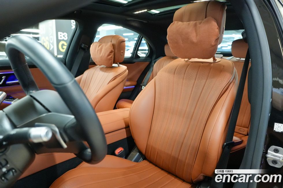 Mercedes-Benz S-Class 2025