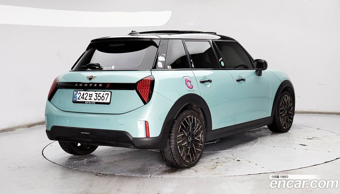 Mini Cooper 2025
