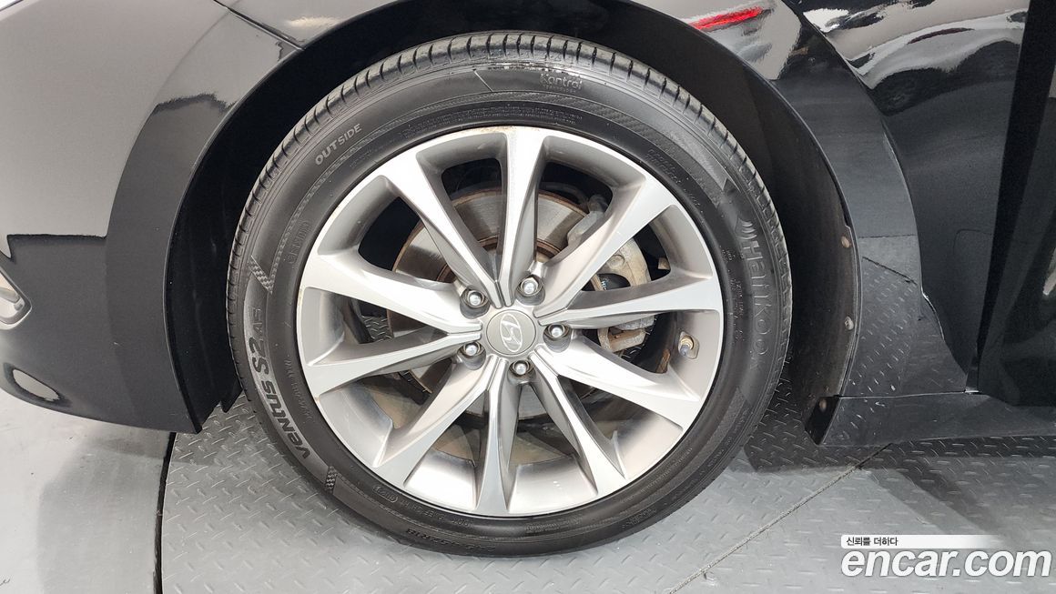 Hyundai Grandeur 2015