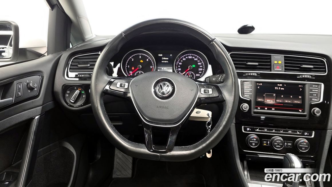 Volkswagen Golf 2016