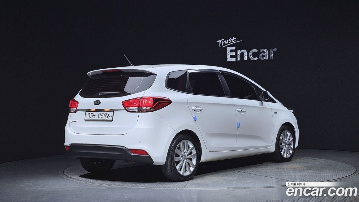 Kia Carens 2016