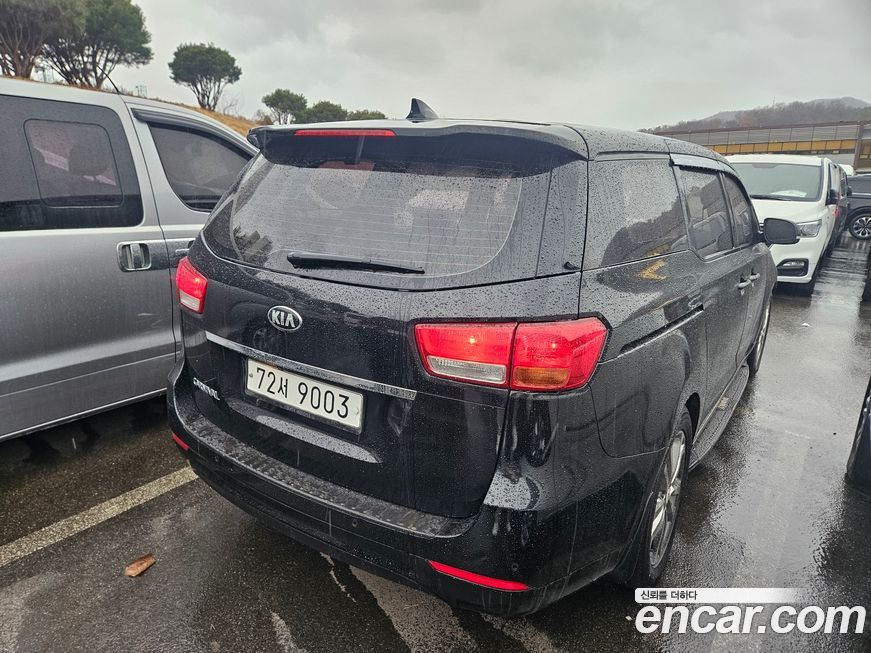 Kia Canival 2016