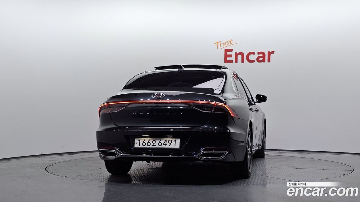 Hyundai Grandeur 2021