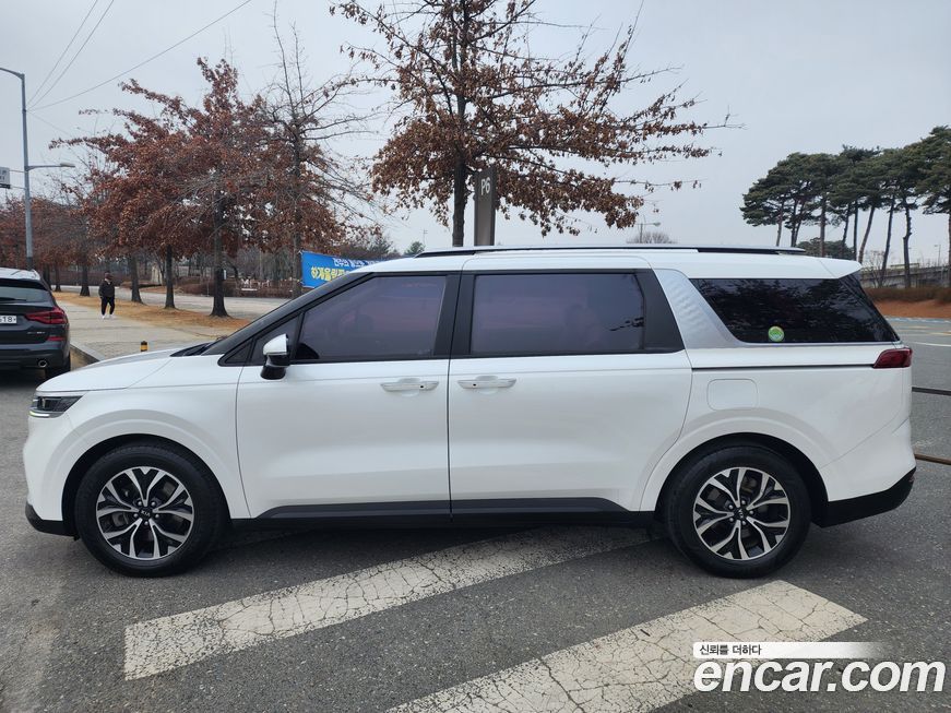 Kia Canival 2021