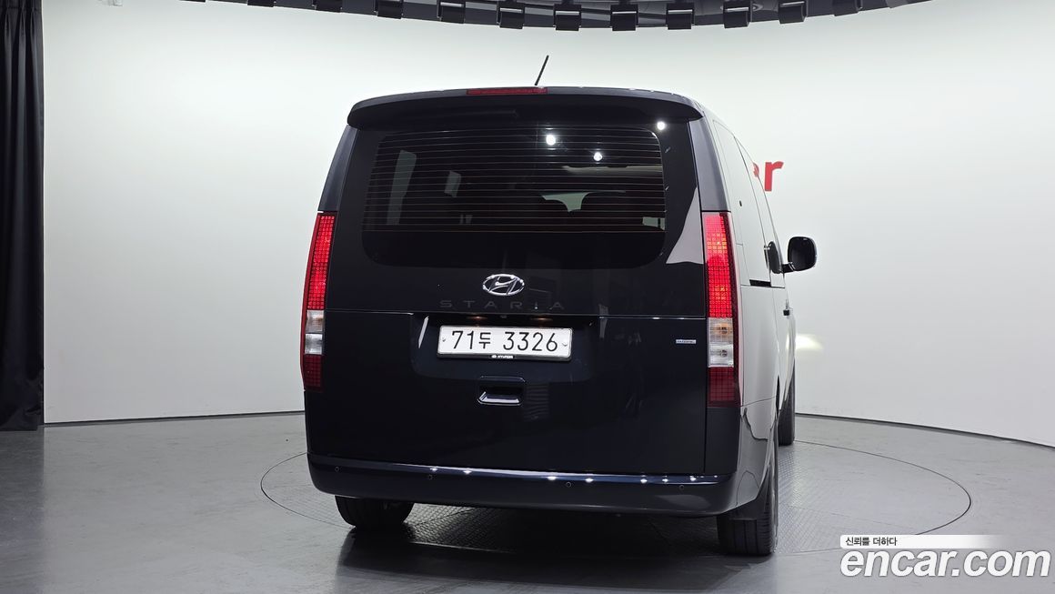 Hyundai Staria 2022
