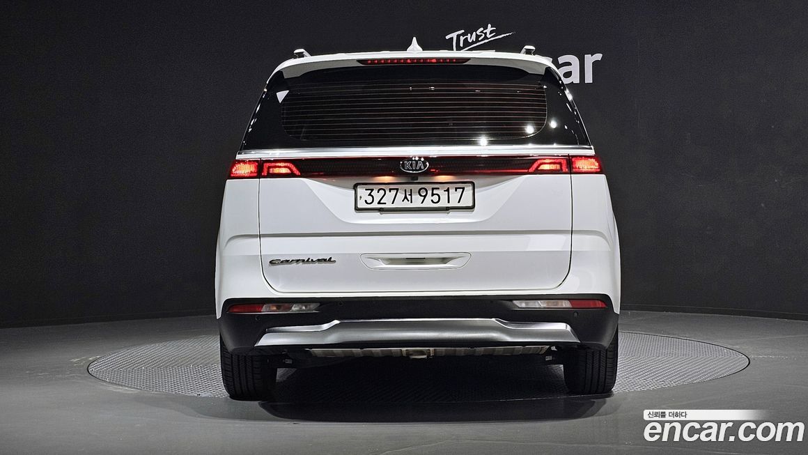 Kia Canival 2021