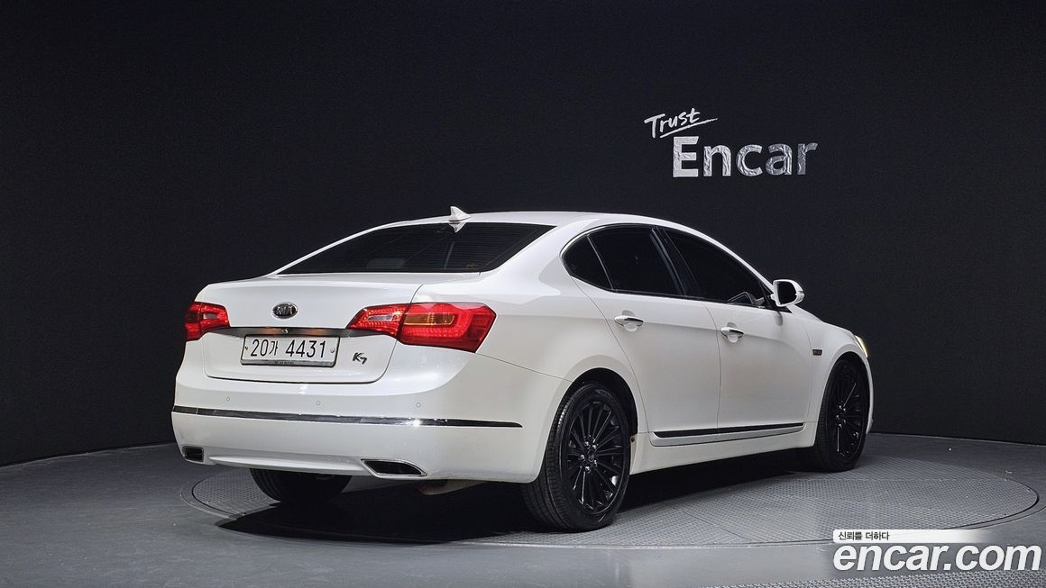 Kia K7 2011