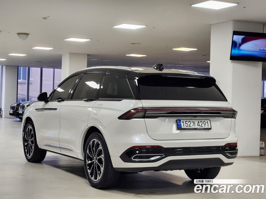 Lincoln Nautilus 2024