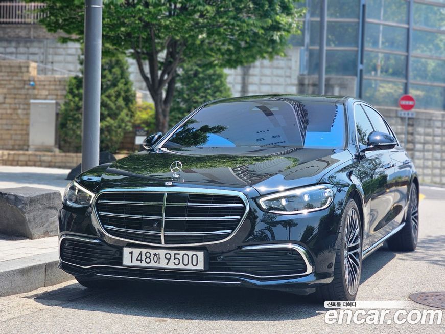 Mercedes-Benz S-Class 2021