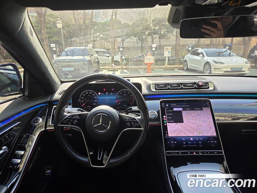 Mercedes-Benz S-Class 2021