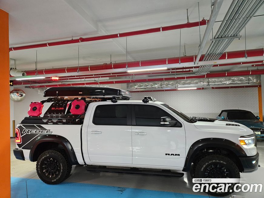 Dodge Ram Pick Up 2020