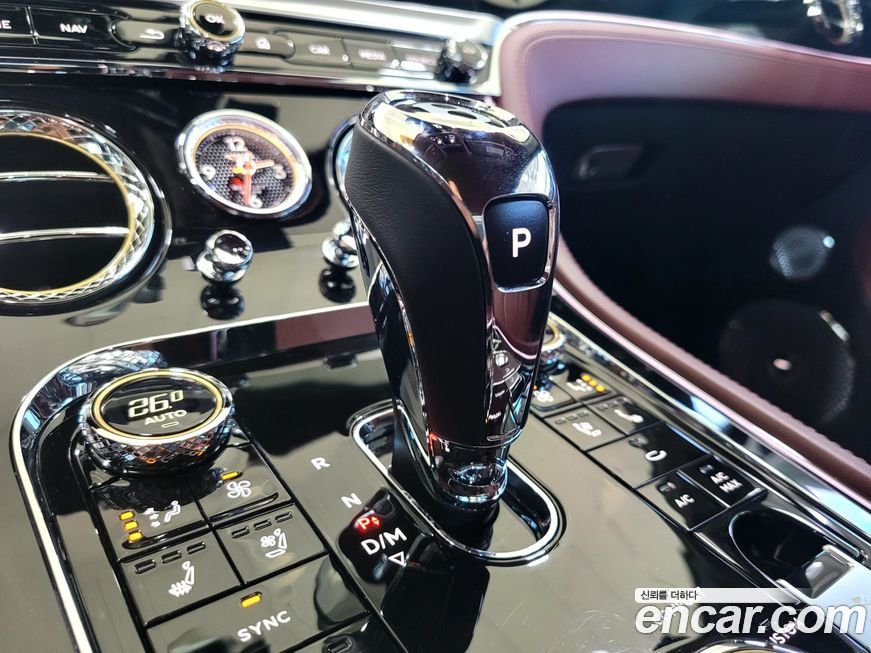 Bentley Continental 2021