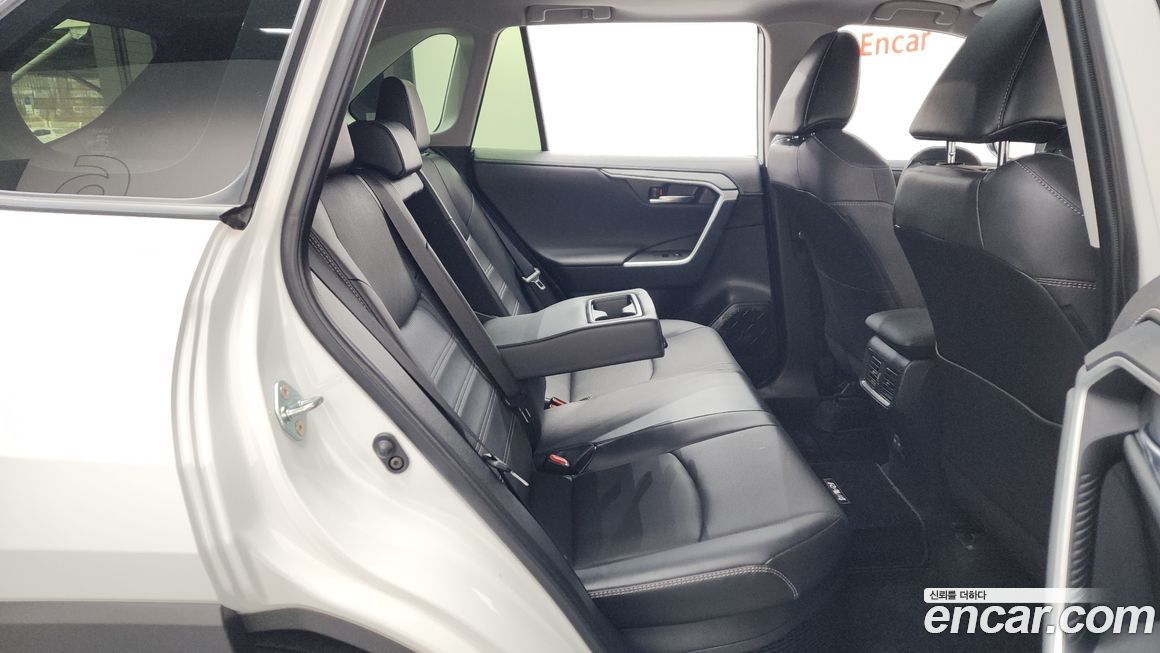 Toyota RAV4 2024