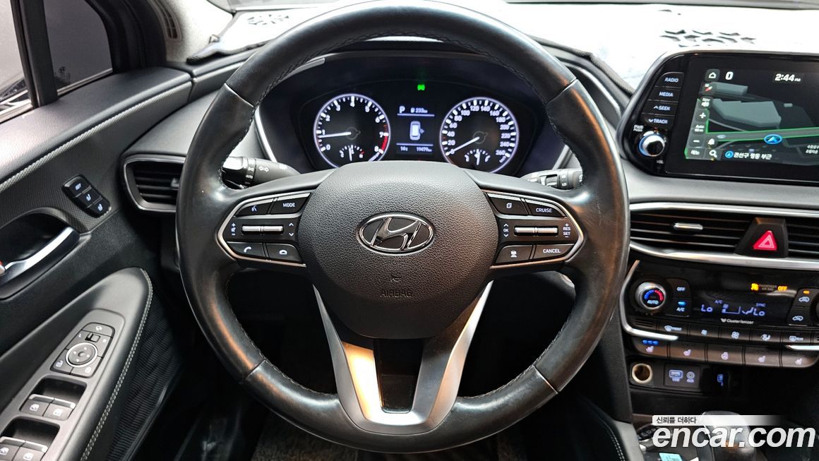 Hyundai Santafe 2020