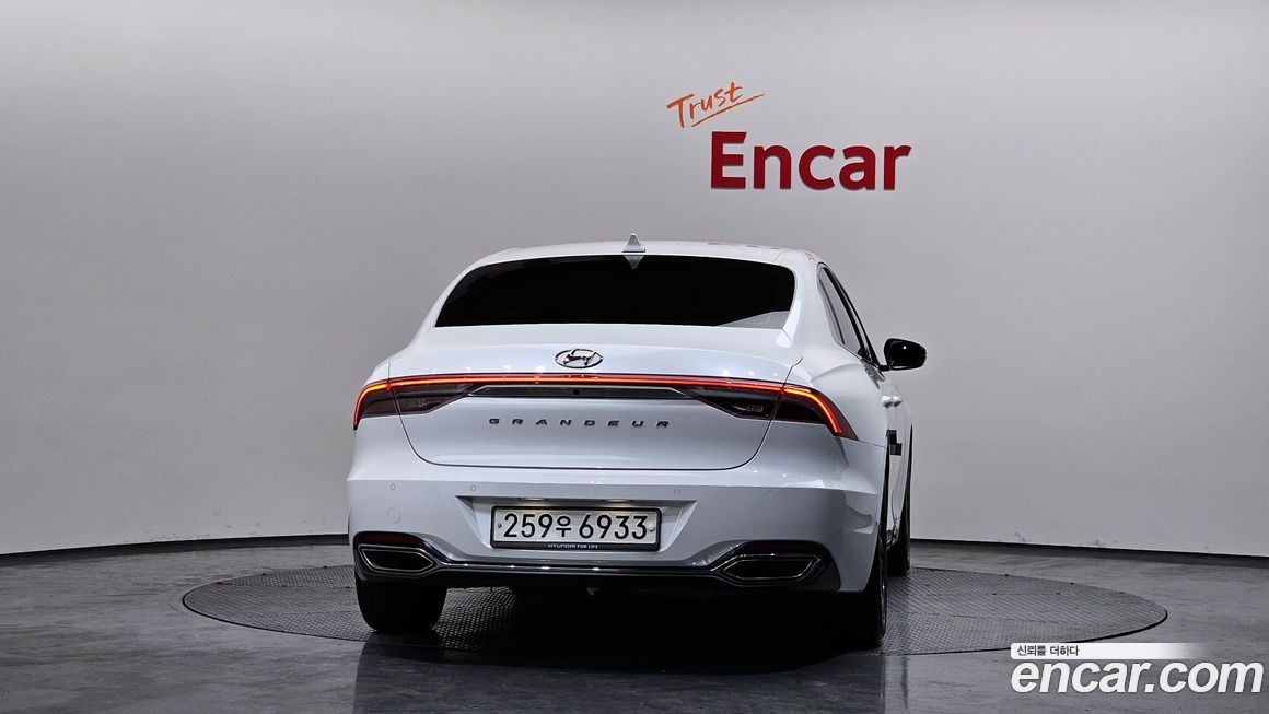 Hyundai Grandeur 2020