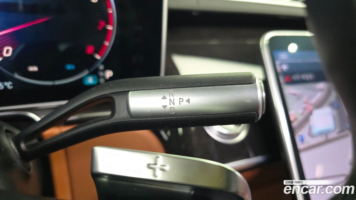 Mercedes-Benz S-Class 2021