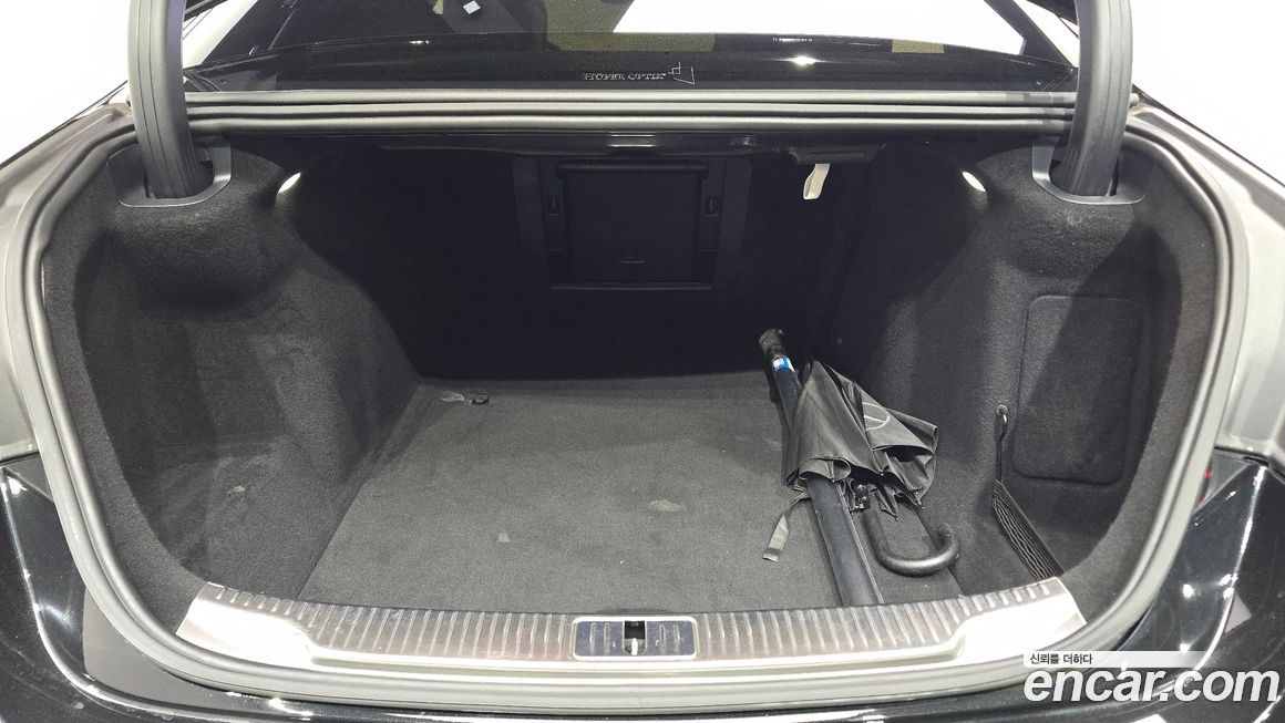 Mercedes-Benz S-Class 2021