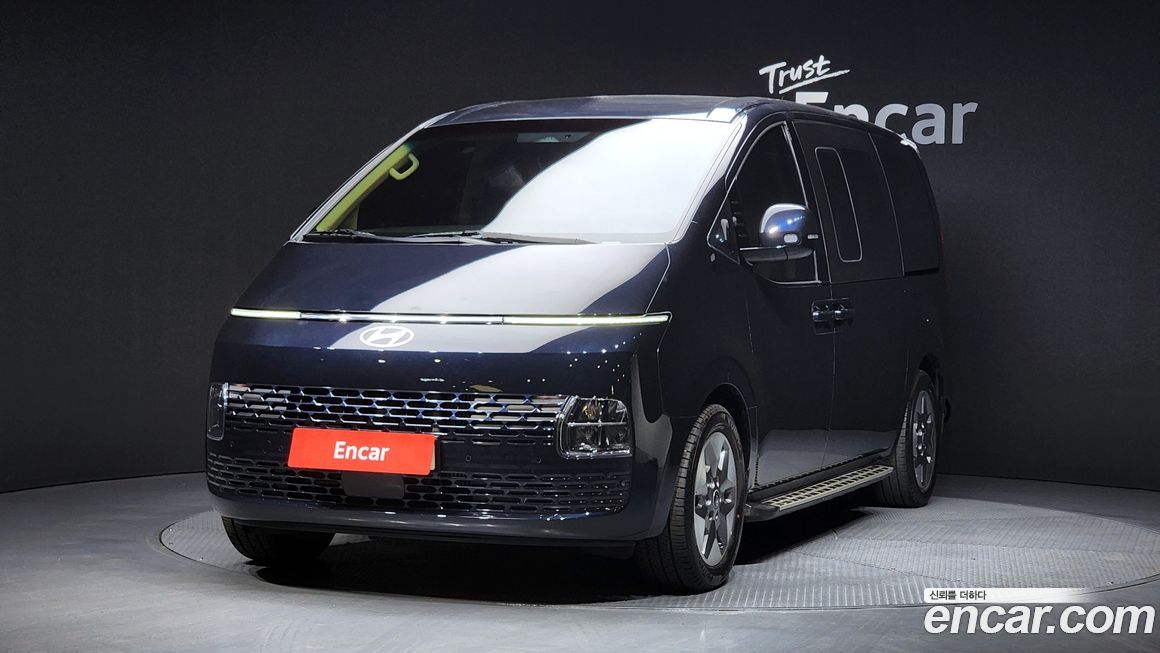 Hyundai Staria 2025