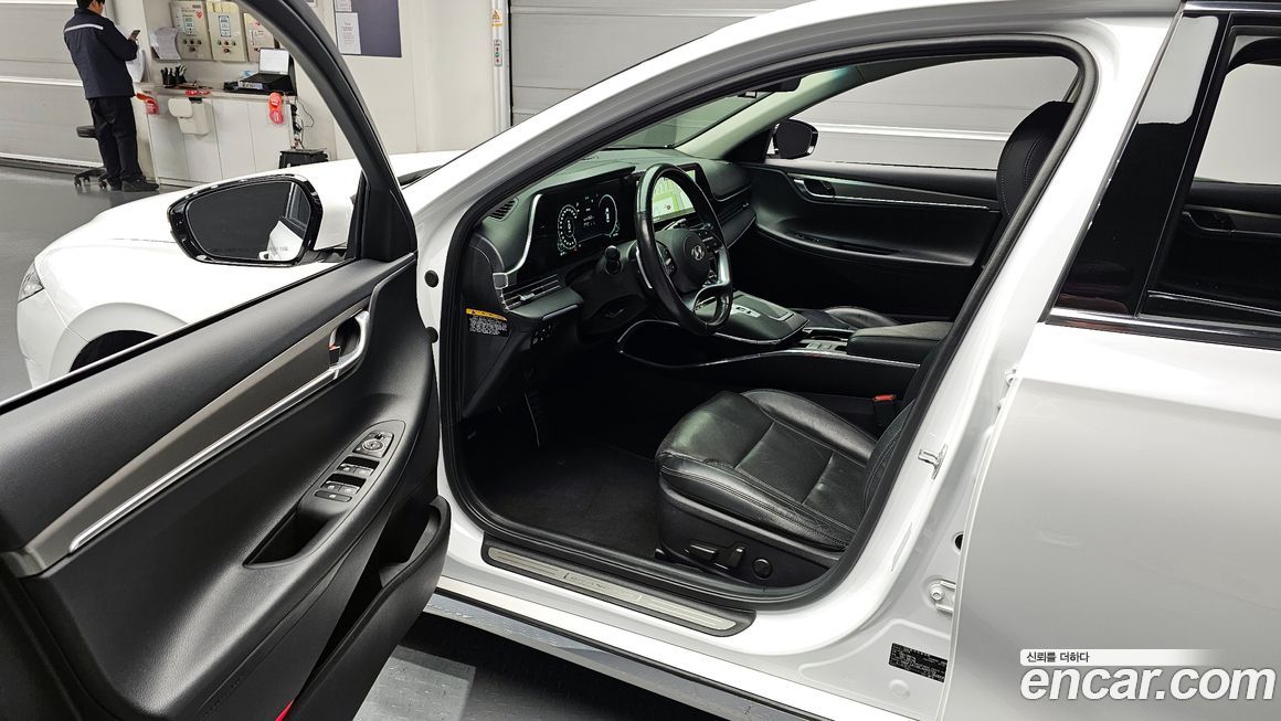 Hyundai Grandeur 2020