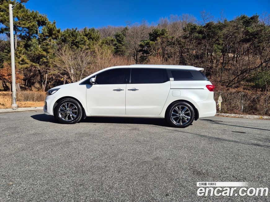 Kia Canival 2019
