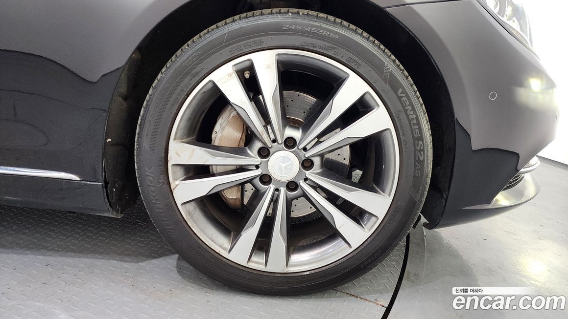 Mercedes-Benz S-Class 2016