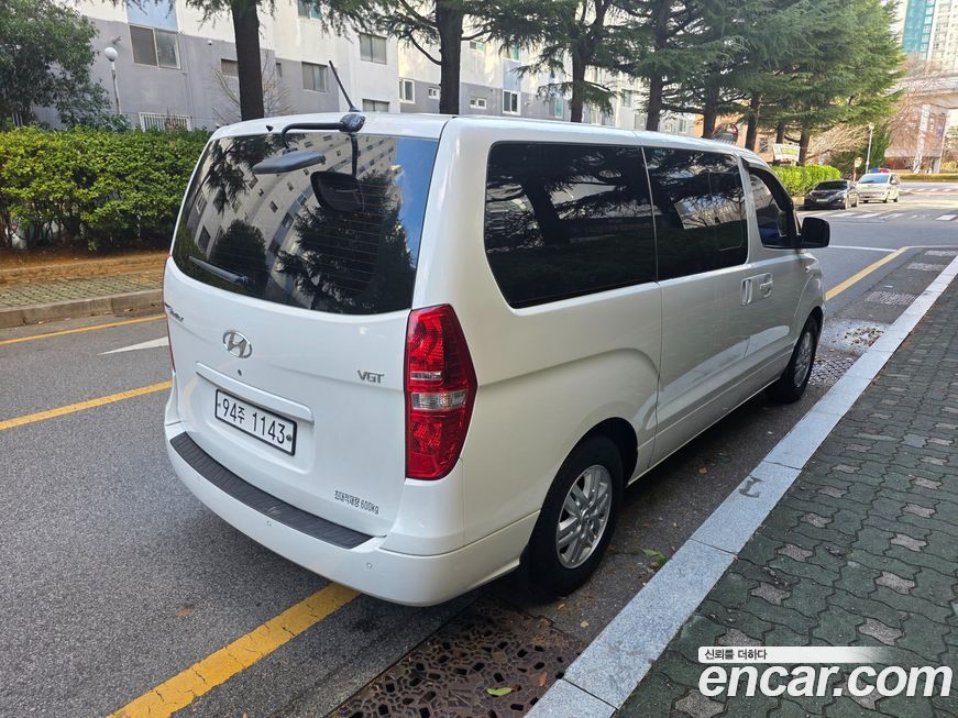 Hyundai Starex 2017