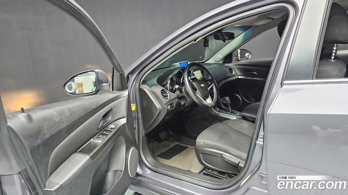 ChevroletGMDaewoo Cruze 2012