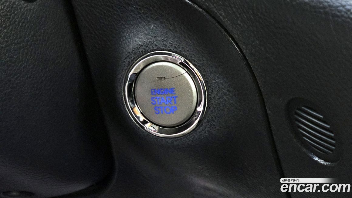 Hyundai Genesis 2011