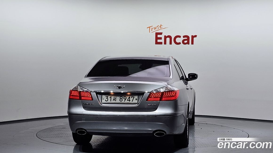 Hyundai Genesis 2011