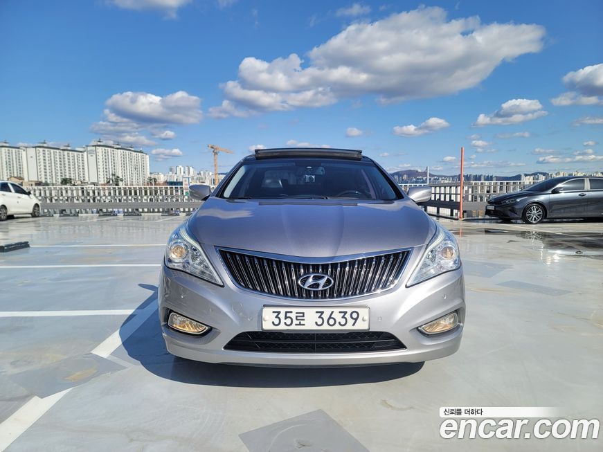 Hyundai Grandeur 2012