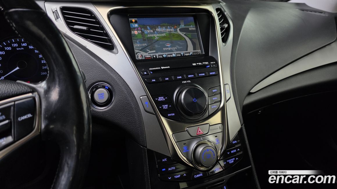 Hyundai Grandeur 2011