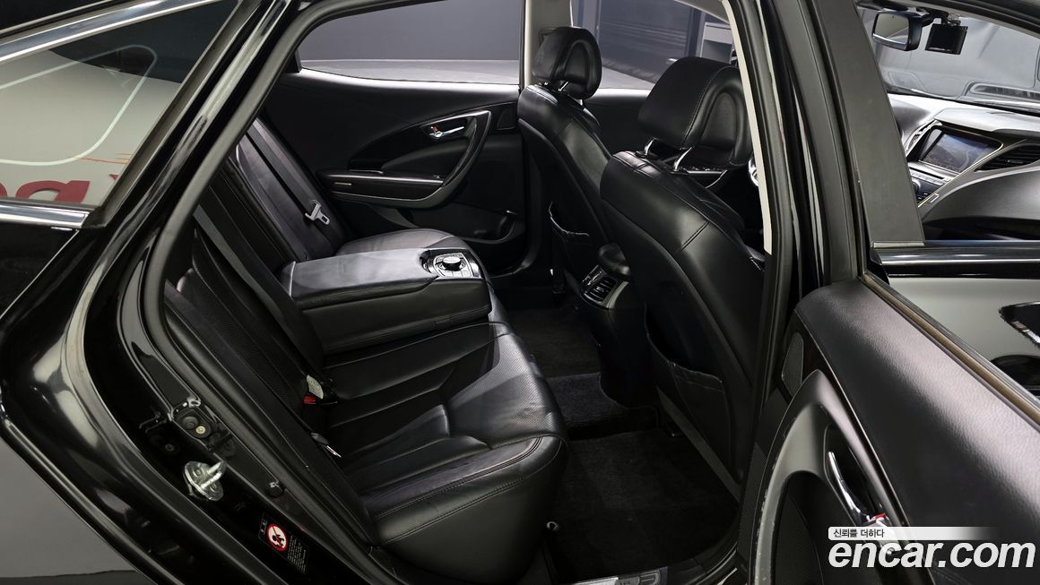 Hyundai Grandeur 2011