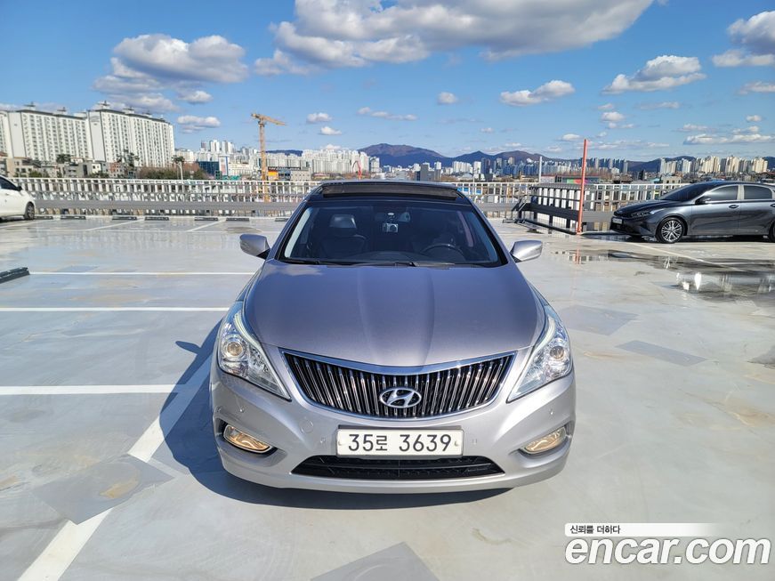 Hyundai Grandeur 2012