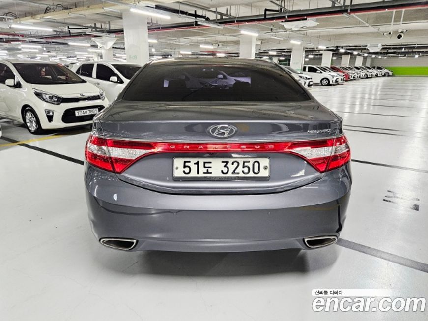 Hyundai Grandeur 2013
