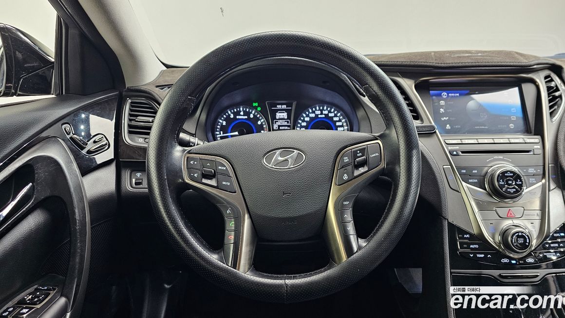 Hyundai Grandeur 2012