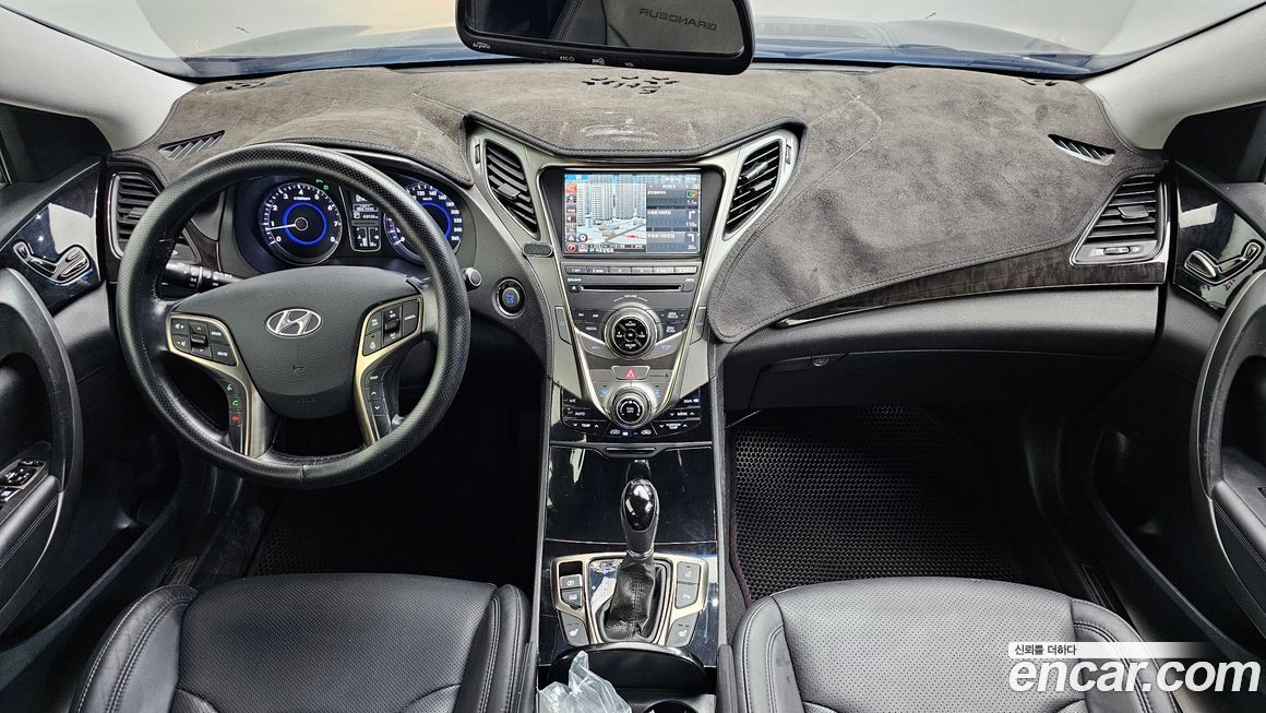 Hyundai Grandeur 2012