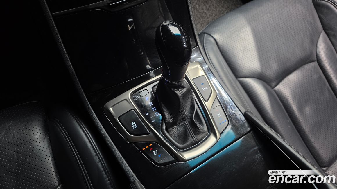 Hyundai Grandeur 2012