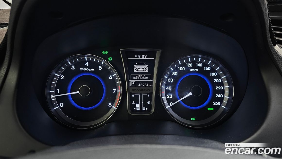 Hyundai Grandeur 2012