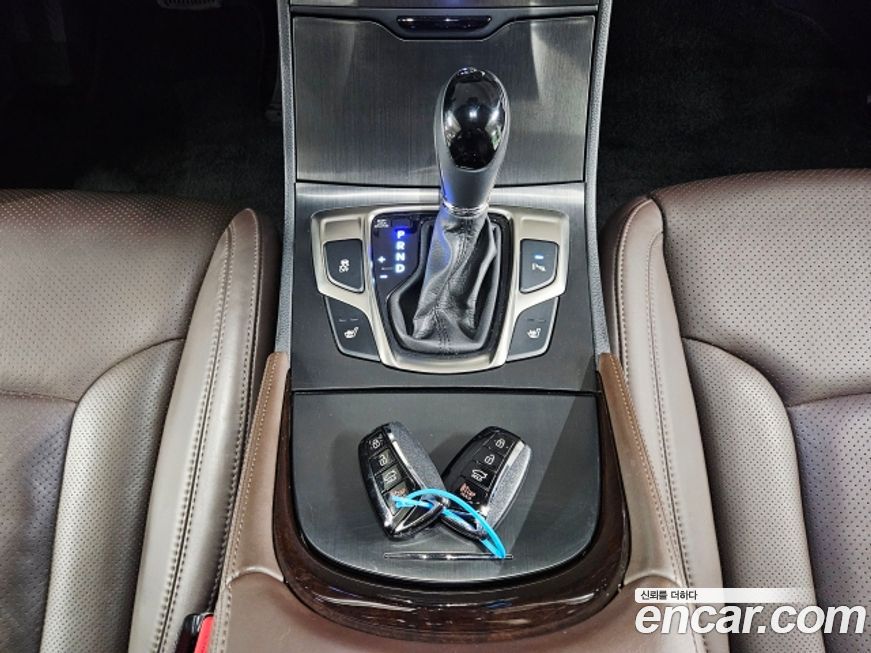 Hyundai Grandeur 2013