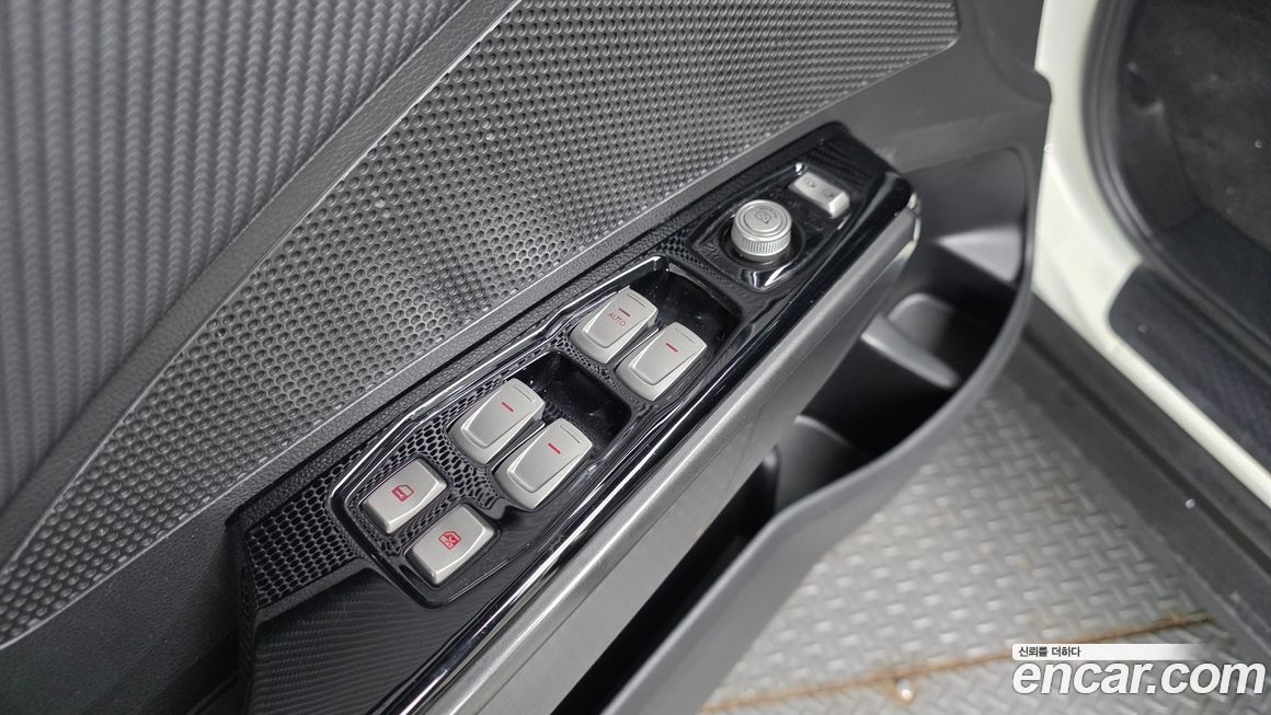 KG_Mobility_Ssangyong TIBOLI 2017