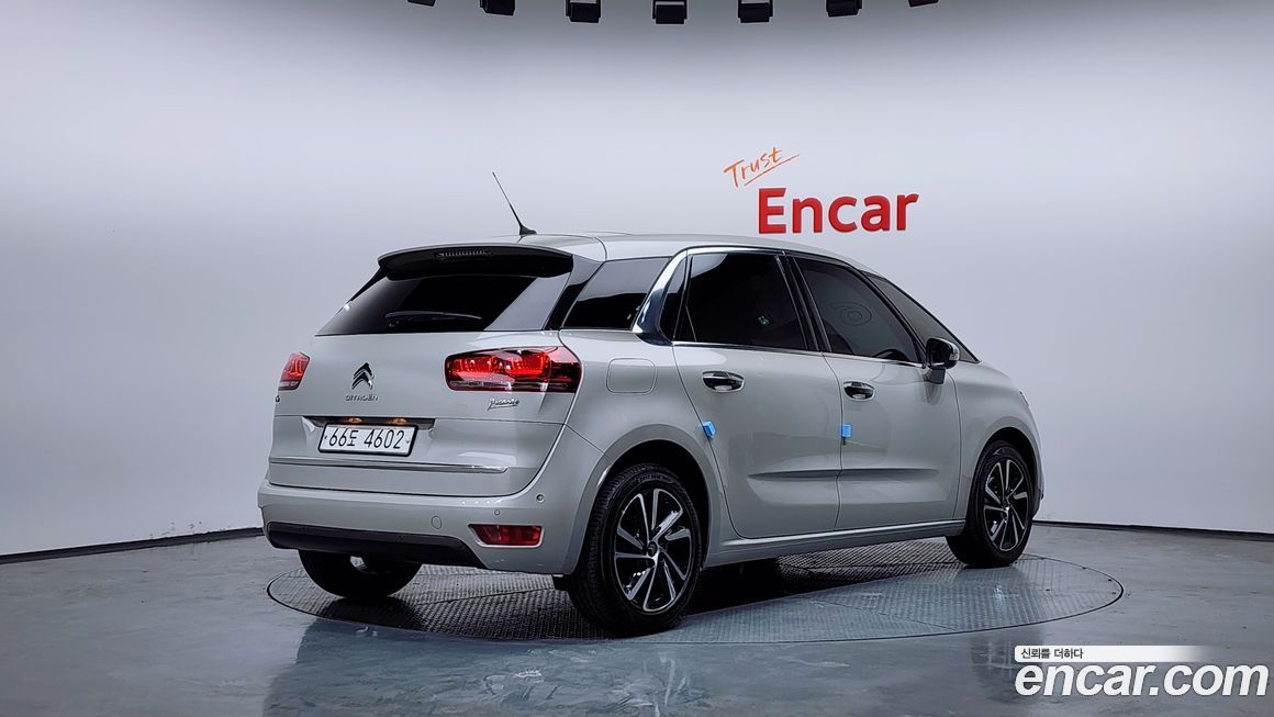 Citroen-DS C4 Picasso 2017