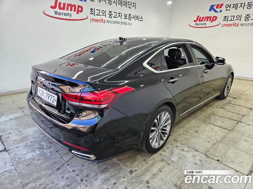 Hyundai Genesis 2015